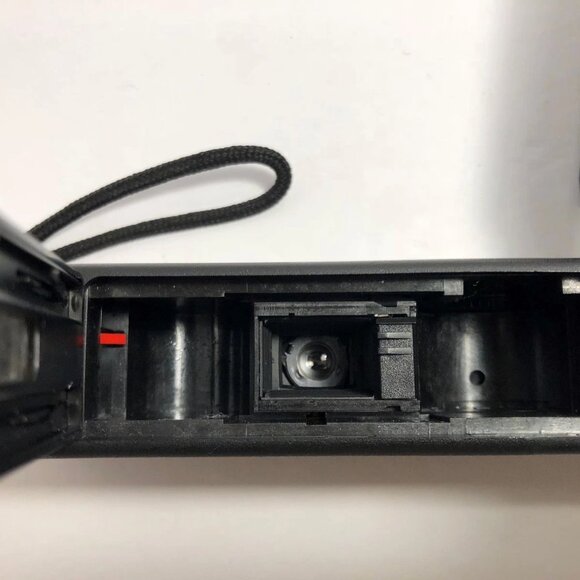 Vintage Camera Kodak 500 Film Point Shoot With Electronic Flash Untested AS IS - Picture 7 of 10